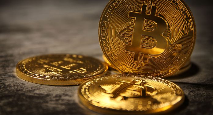 Bitcoin volta a subir em maio