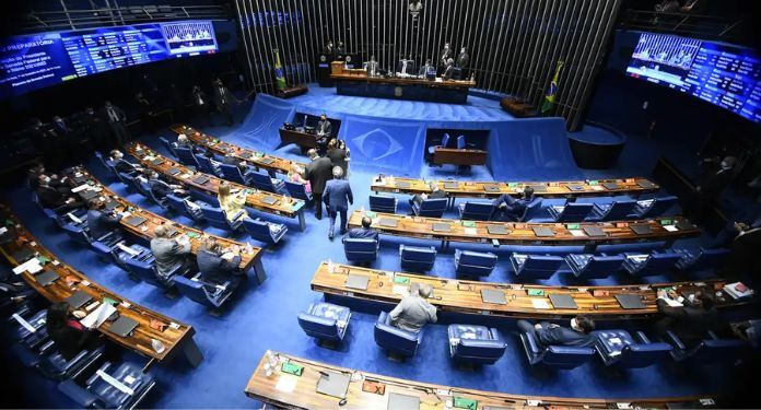 Senado definirá novos impostos sobre criptomoedas, mas em Outubro