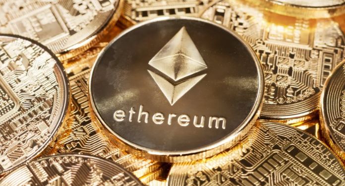 Ethereum HOJE (30.10) Criptomoeda segue com leve alta